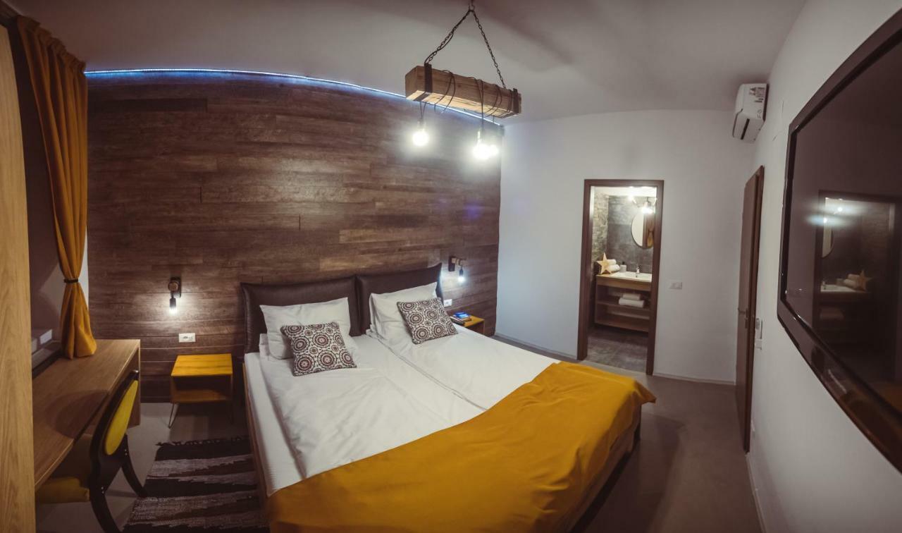 Timhouse Otel Temeşvar Dış mekan fotoğraf