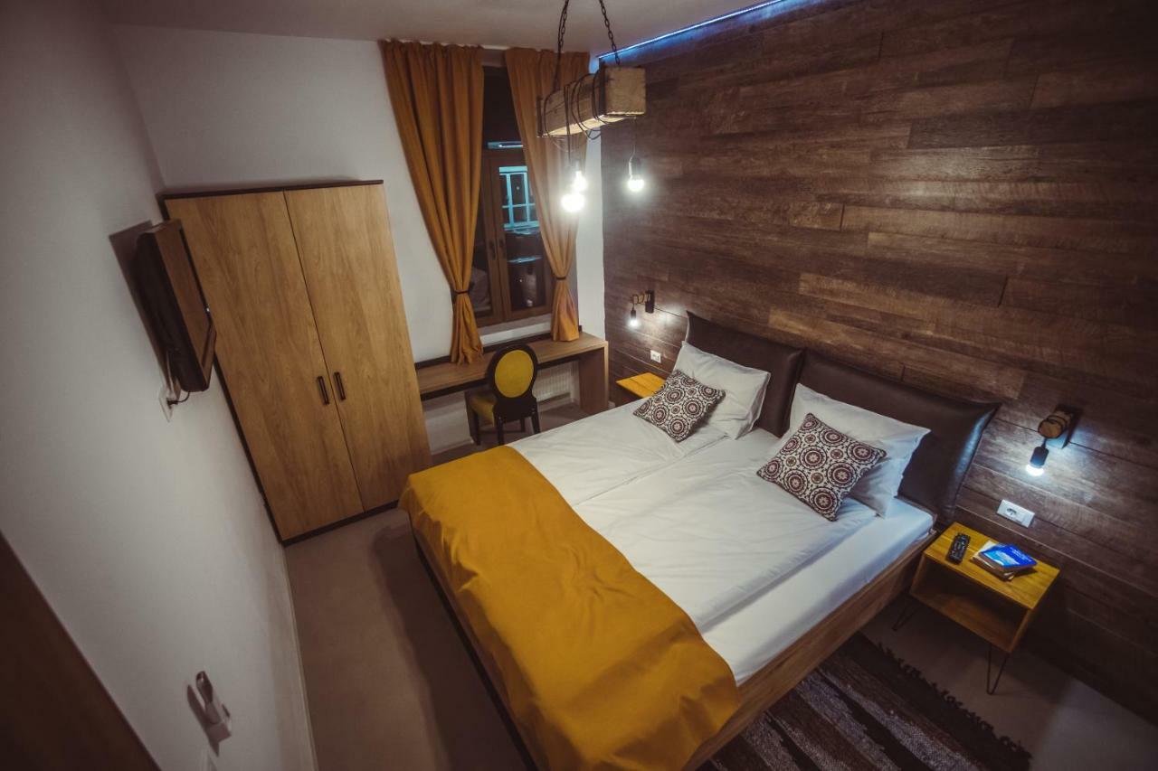 Timhouse Otel Temeşvar Dış mekan fotoğraf